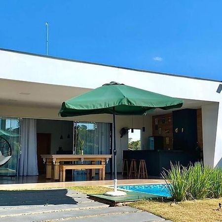 Aconchegante Casa Na Represa. Villa Itaí Kültér fotó