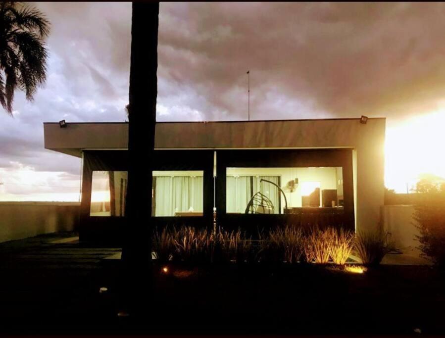 Aconchegante Casa Na Represa. Villa Itaí Kültér fotó